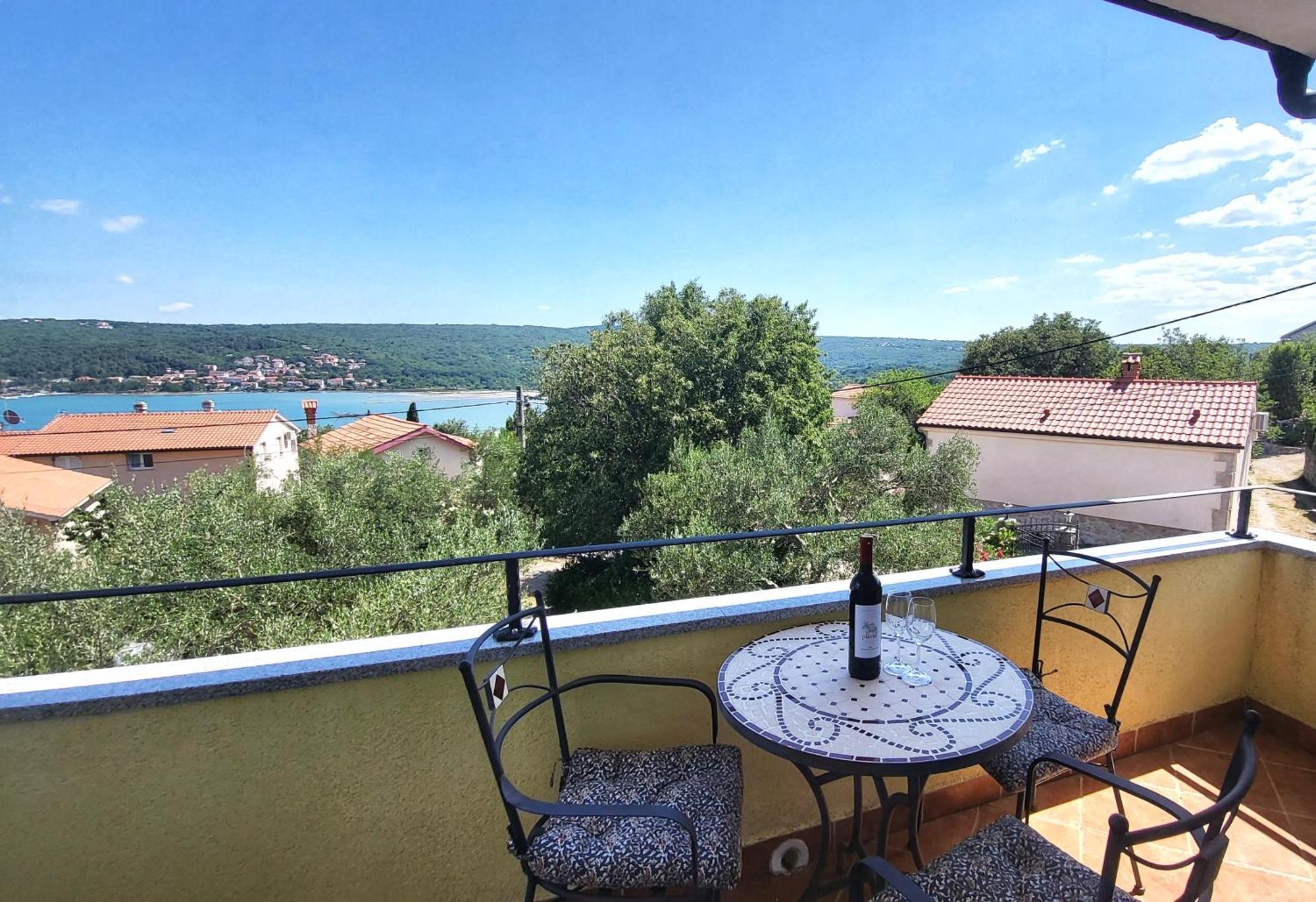 Apartmani Agava Čižići Eksteriør bilde